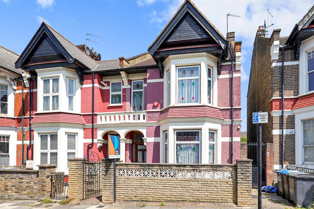 Property photo 1 of 13