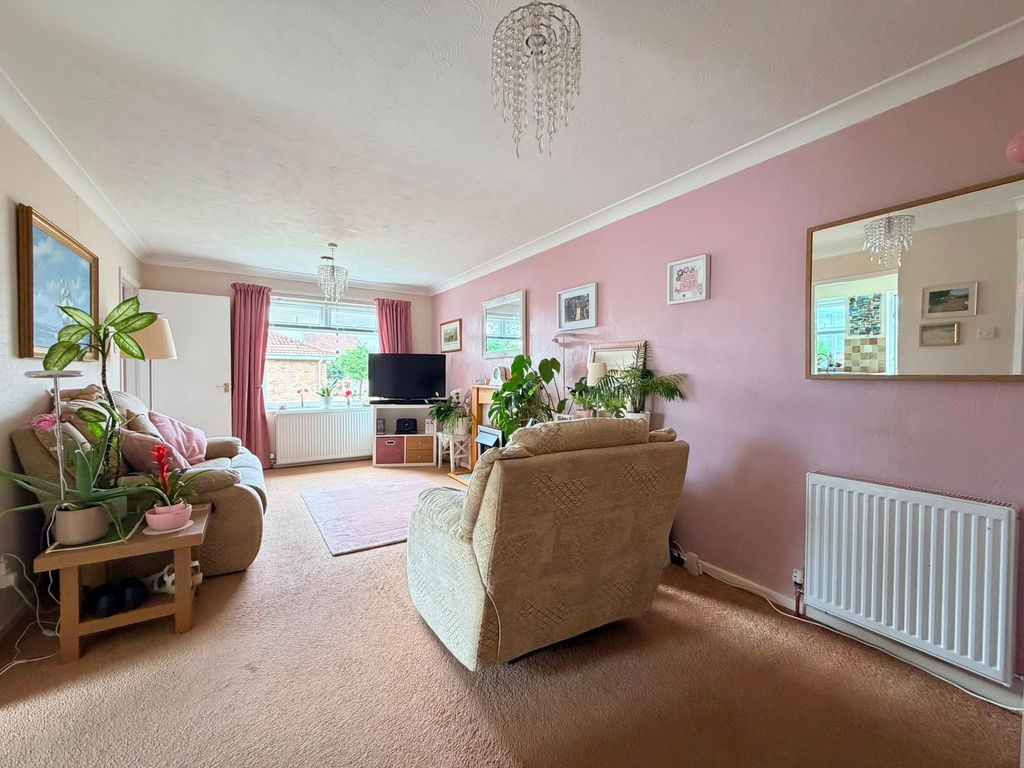 Property photo 3 of 19