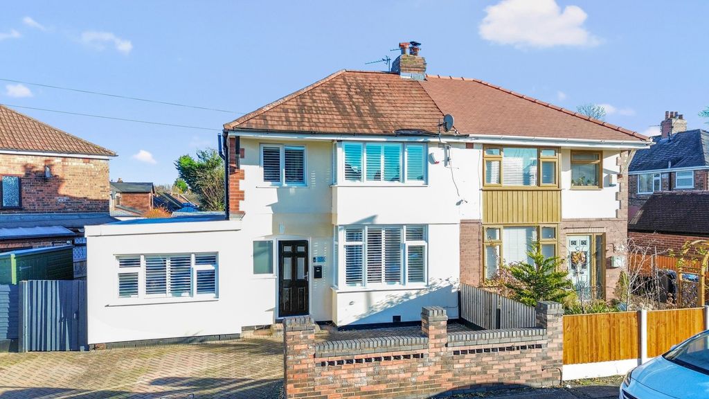 Property photo 1 of 30