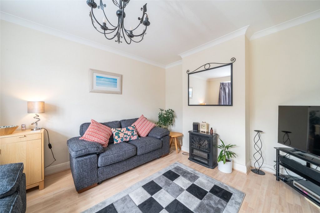 Property photo 3 of 12 Picture No. 23