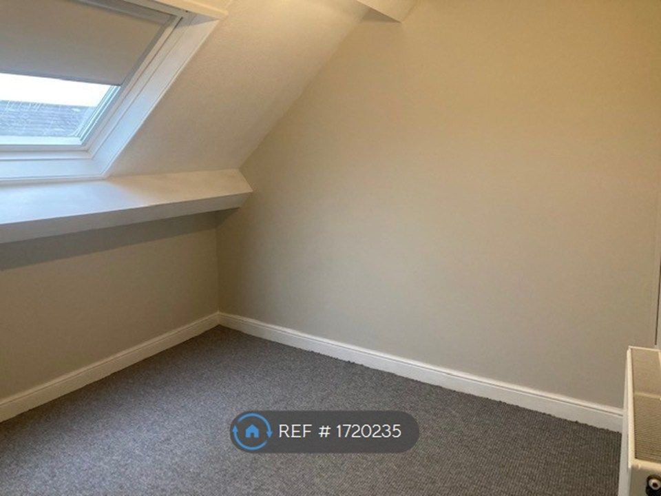 Property photo 1 of 2