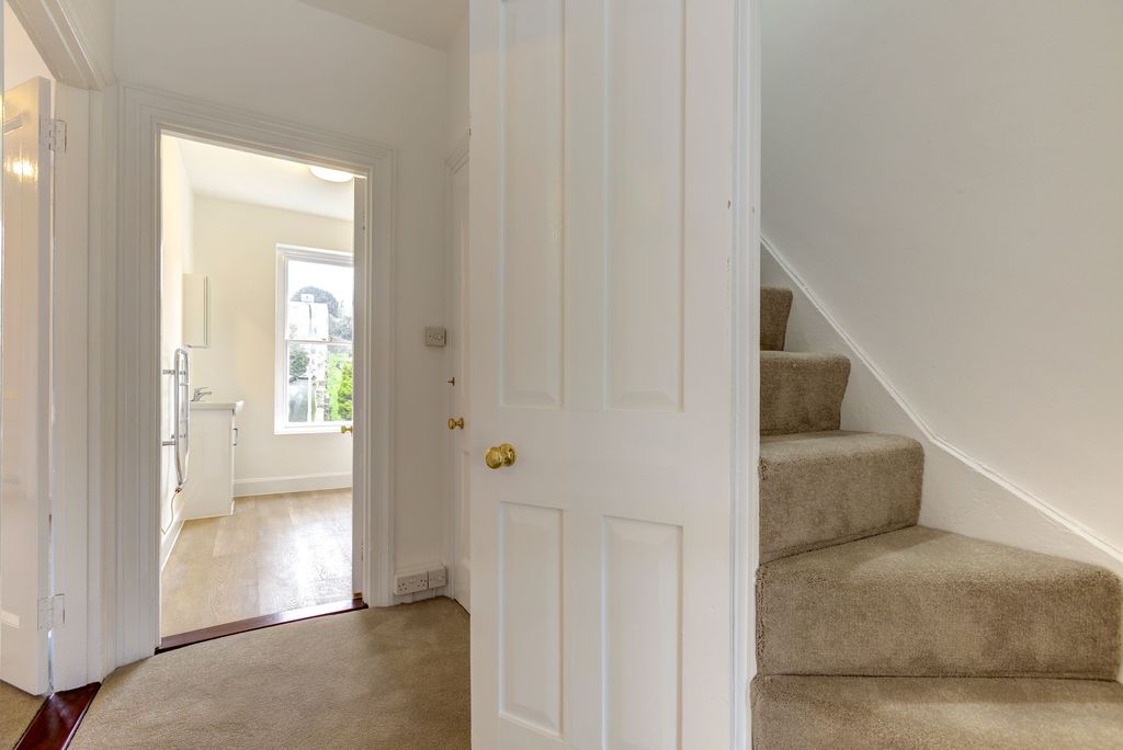 Additional image 11 of 5 bed property for sale3 Imperial Villas, St Saviours Road, St Saviour JE2