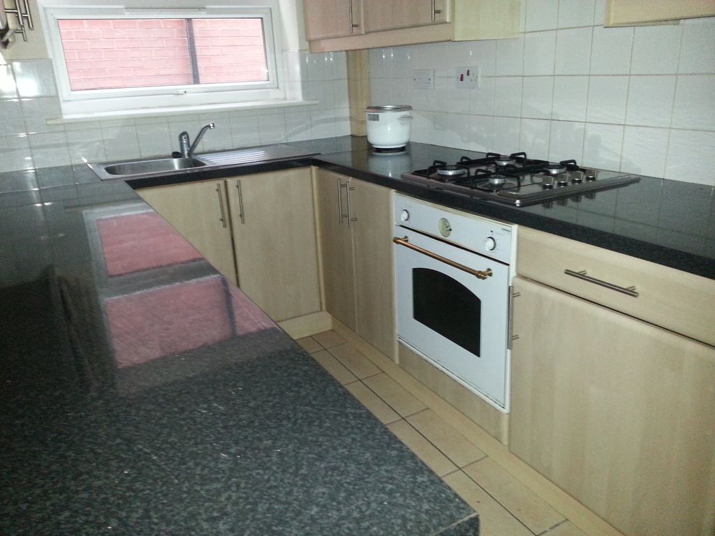 Property photo 2 of 5