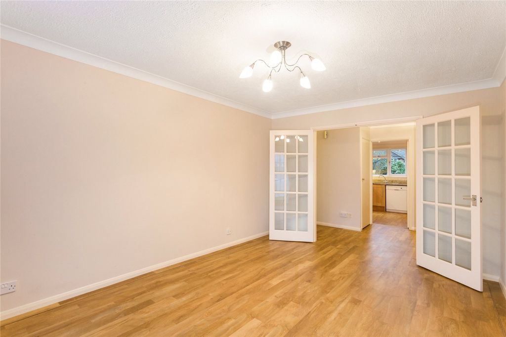 Property photo 3 of 17 Picture No. 09