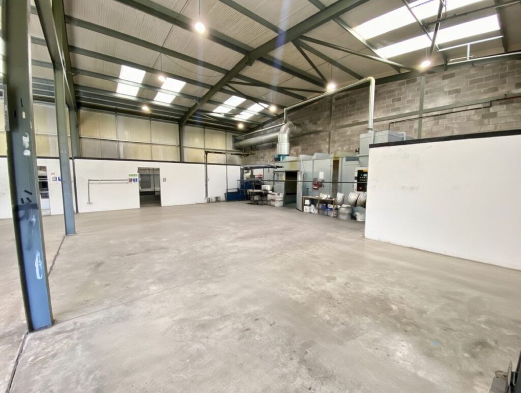 Property photo 3 of 3