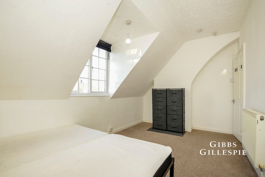 Property photo 3 of 7 Pbox-Img.Jpg