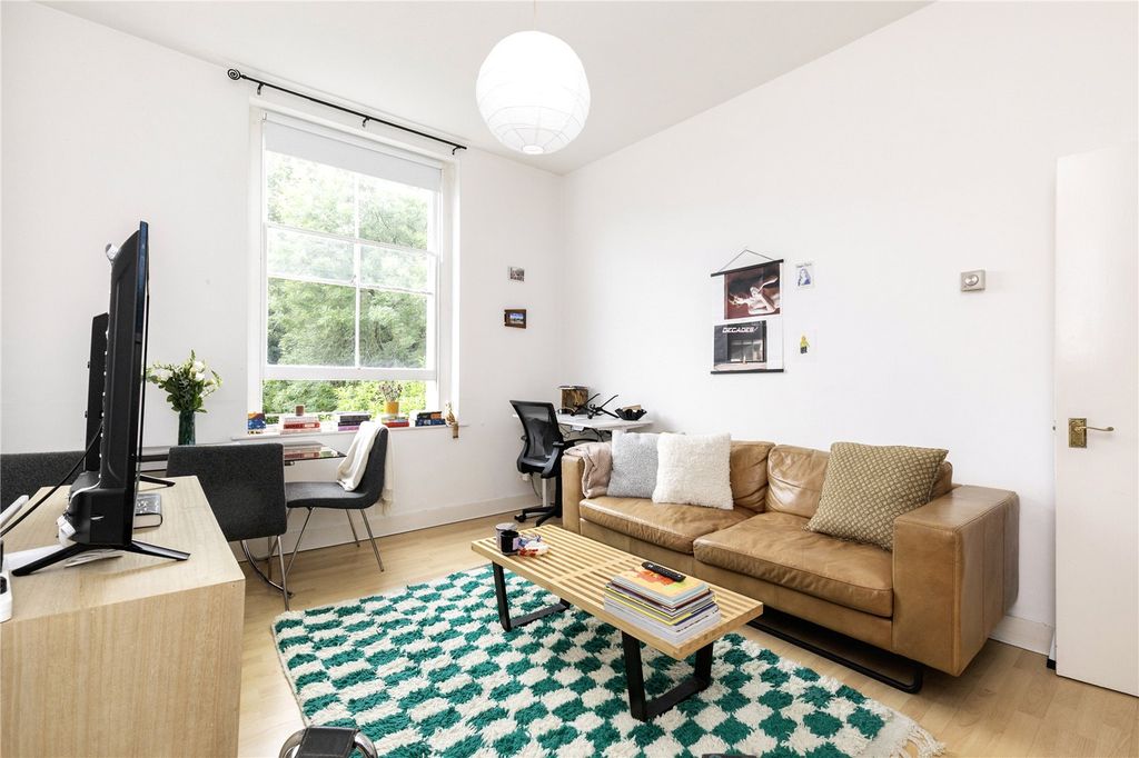 Property photo 1 of 12 Picture No. 29
