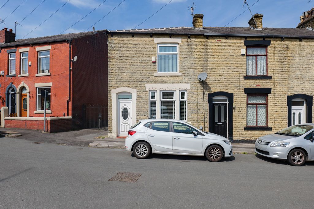 Property photo 1 of 31