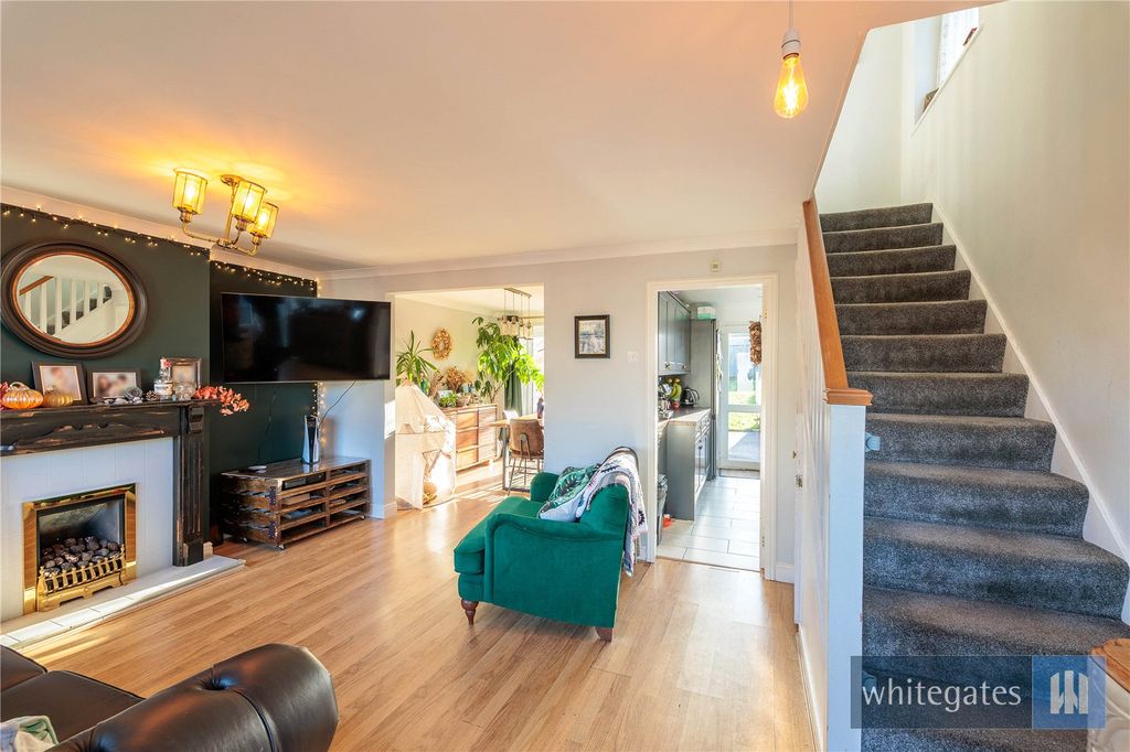 Property photo 2 of 41 Picture No. 02