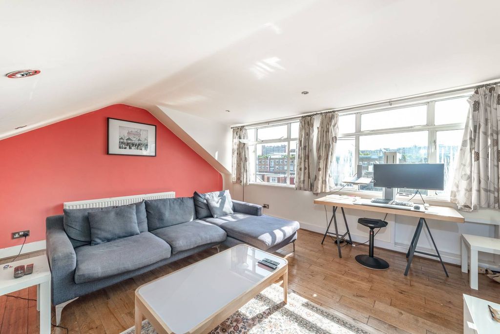 Property photo 1 of 7