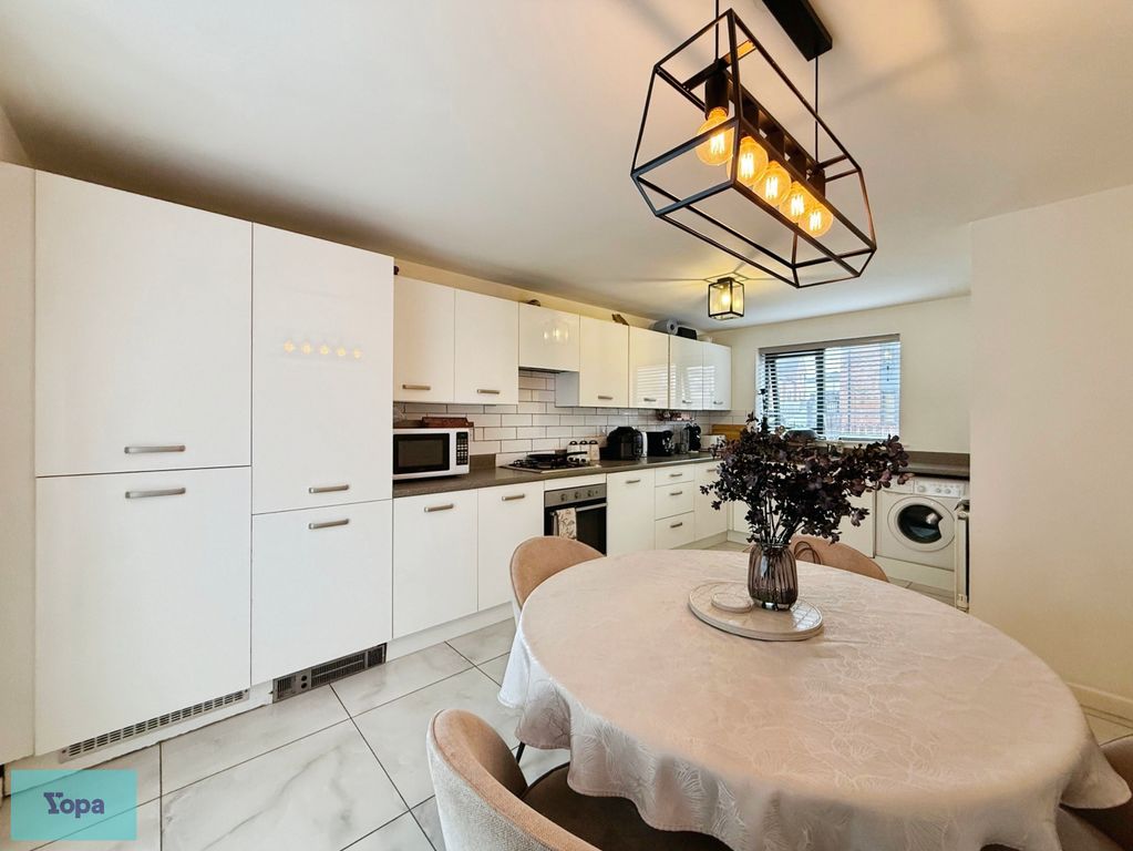 Property photo 2 of 11 82ce6c92-3-473F-B034-58D509Ae990D-8373-0000019575Da229A