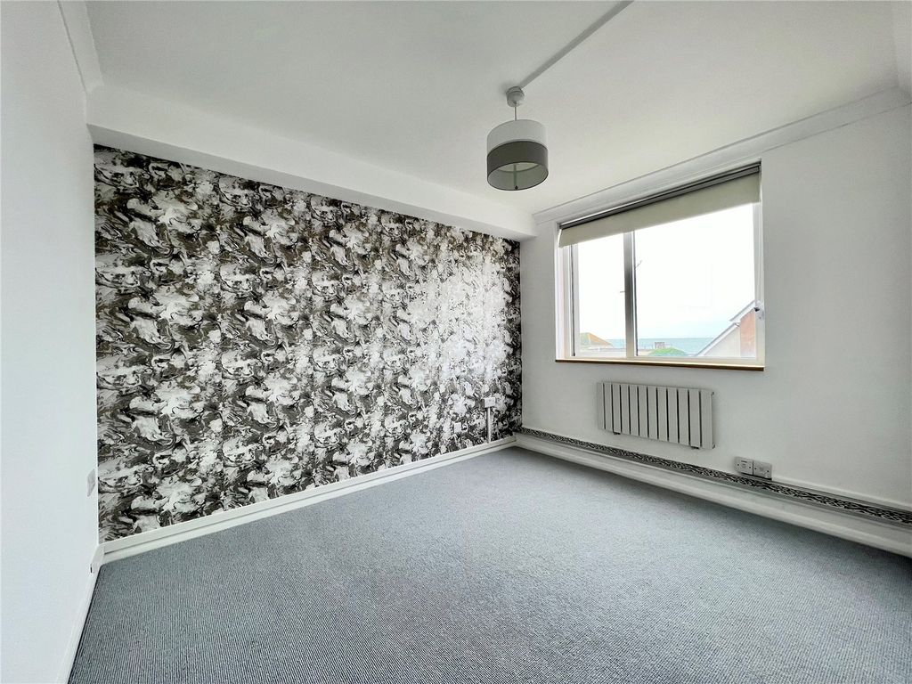 Property photo 3 of 11 Picture No. 02