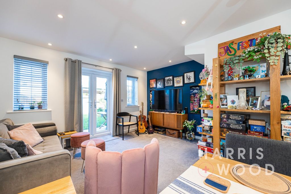 Property photo 3 of 23 4498628