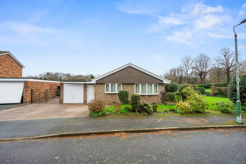 Property photo 2 of 20