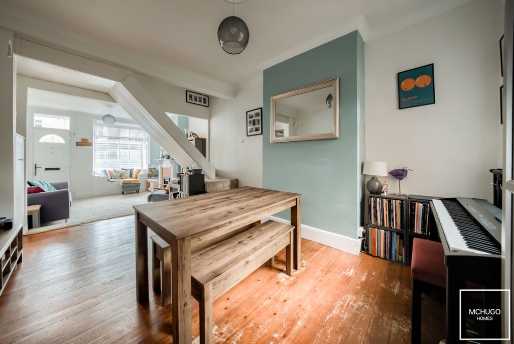Property photo 2 of 14 Xt5A6530-Hdr(3)