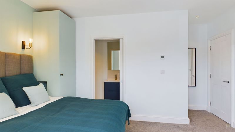 Property photo 3 of 15 Photo 2