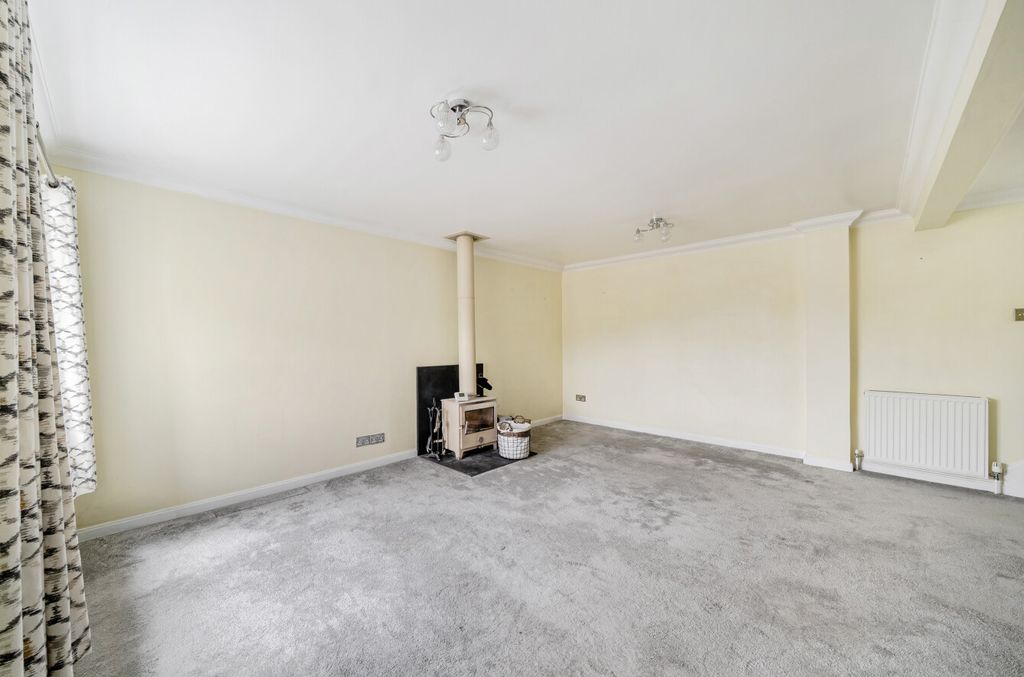 Property photo 3 of 13 1516425-18-6A9Aa1...
