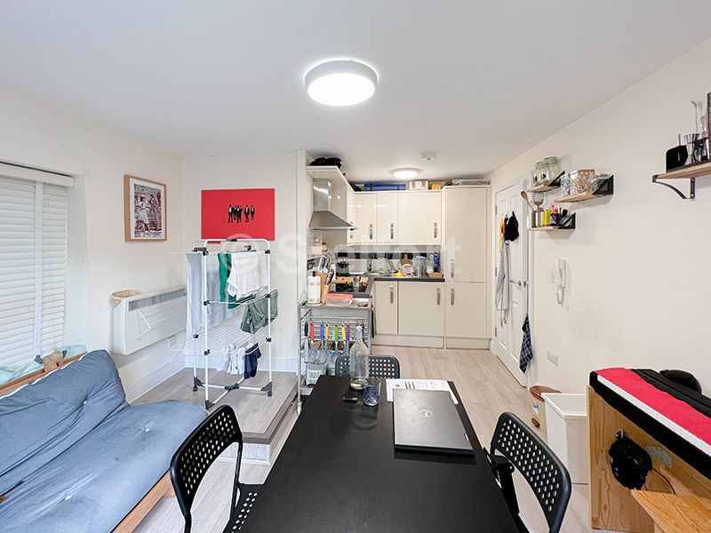 Property photo 3 of 8