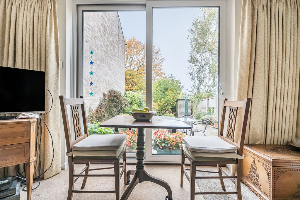 Property photo 2 of 20 Living Space