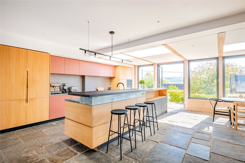 Property photo 2 of 43 Kitchen