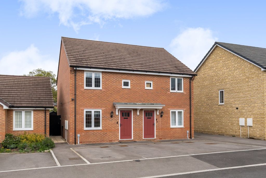 Property photo 1 of 19