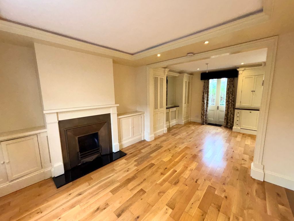 Property photo 1 of 9 Dining Room