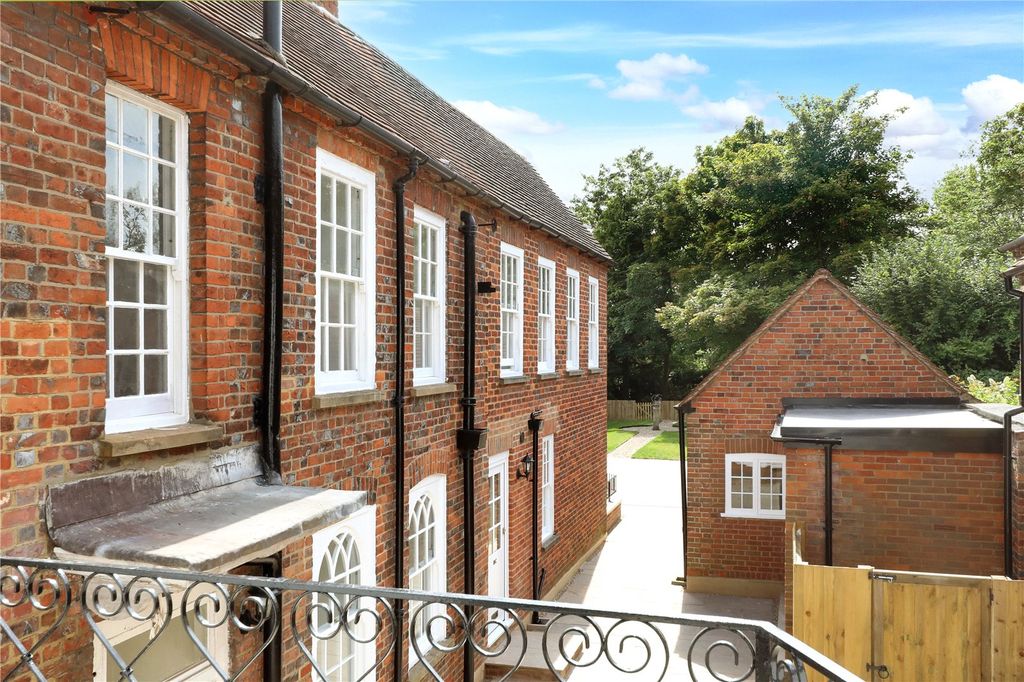 Property photo 3 of 9 Balcony View