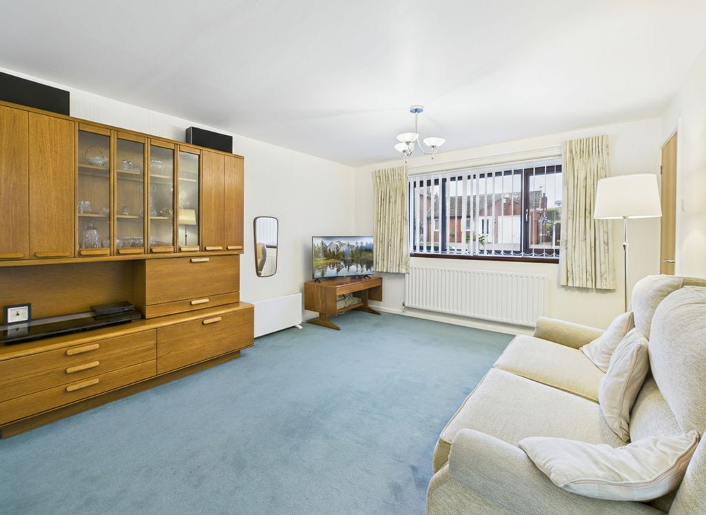 Property photo 3 of 15 Lounge Area (Lounge/Dining Room)