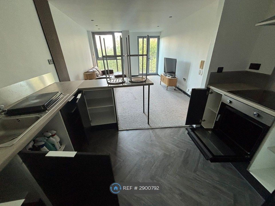 Property photo 3 of 9