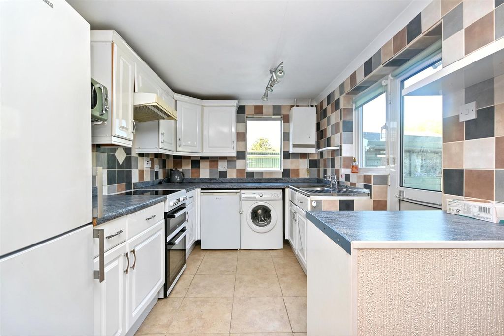 Property photo 3 of 24 Dsc_2020.Jpg