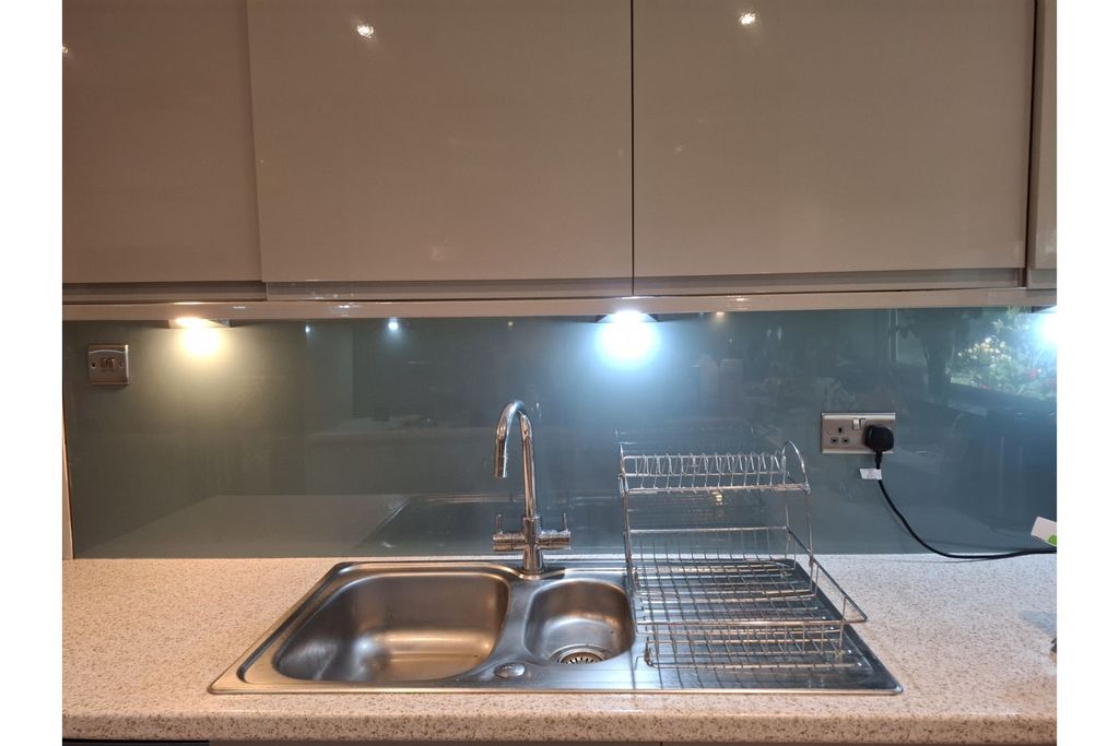 Property photo 3 of 24 Kitchen