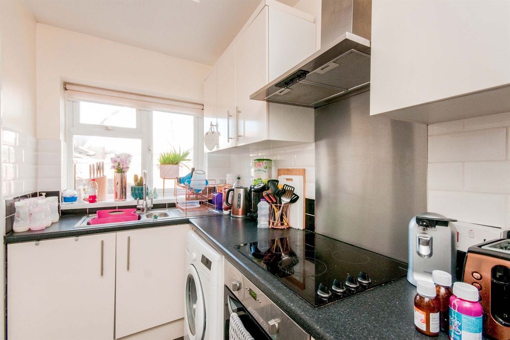 Property photo 2 of 15