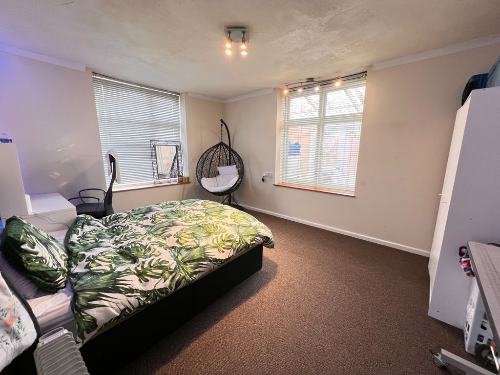 Property photo 3 of 9 3234143