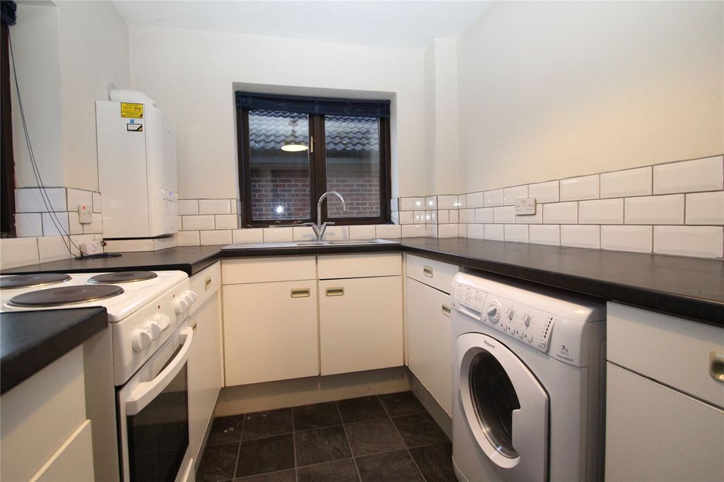 Property photo 2 of 5 Picture No. 09