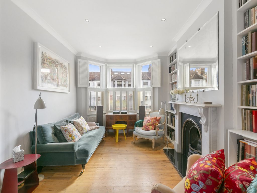 Property photo 2 of 14