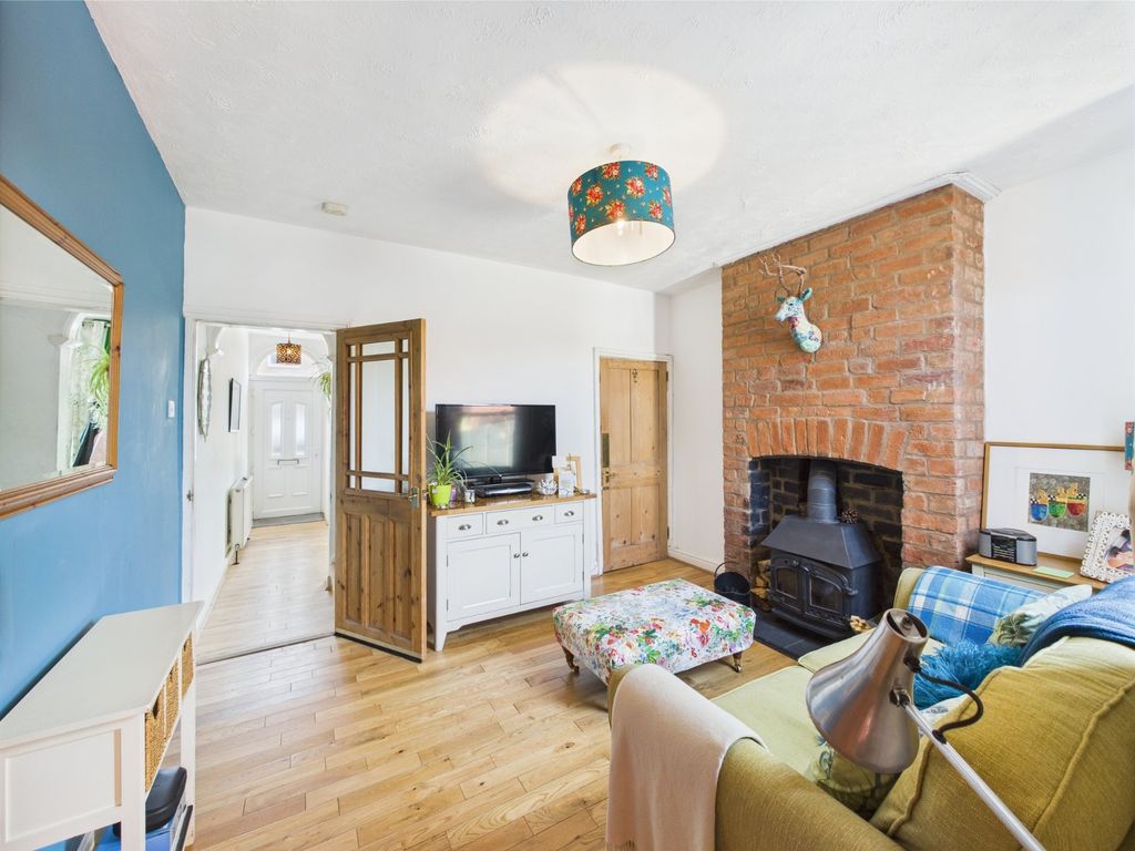 Property photo 3 of 19 Picture No. 05