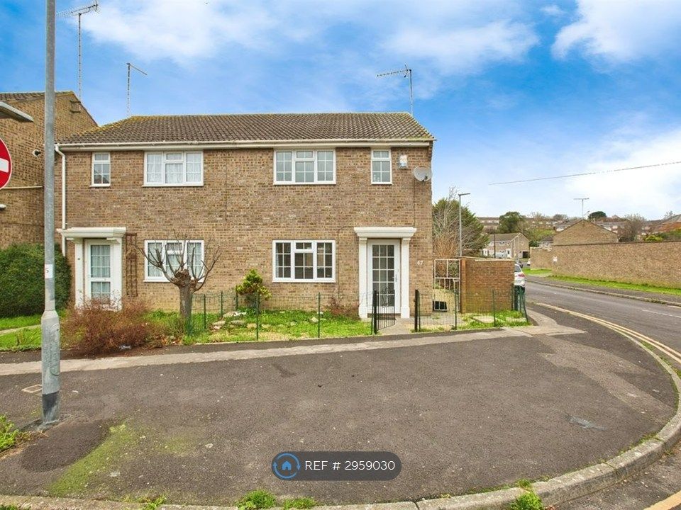 Property photo 2 of 12