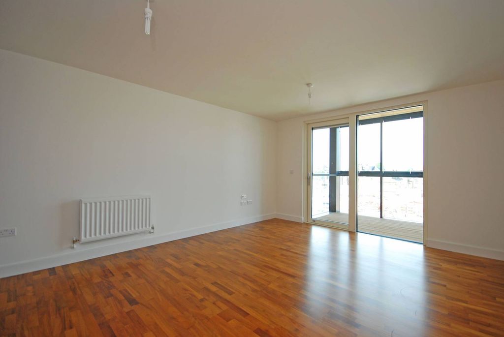 Property photo 2 of 7