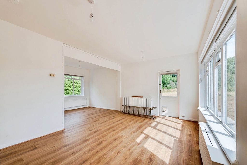 Property photo 3 of 16 Reception Room