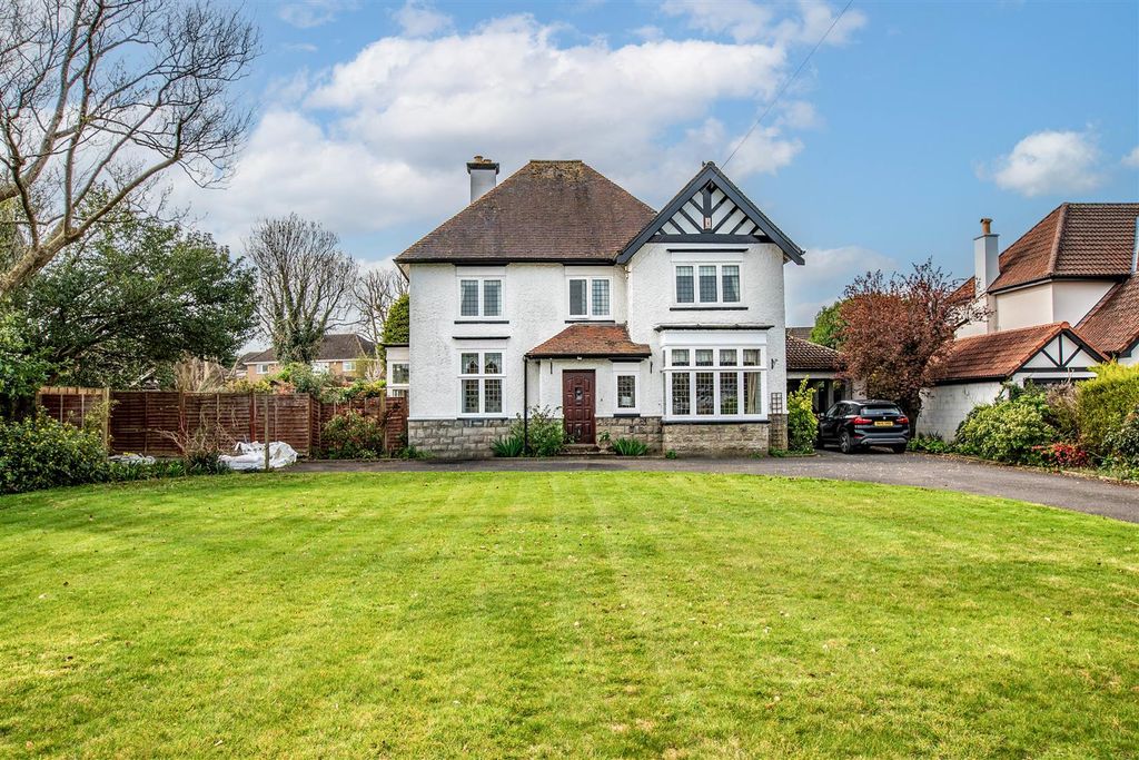 Property photo 1 of 22