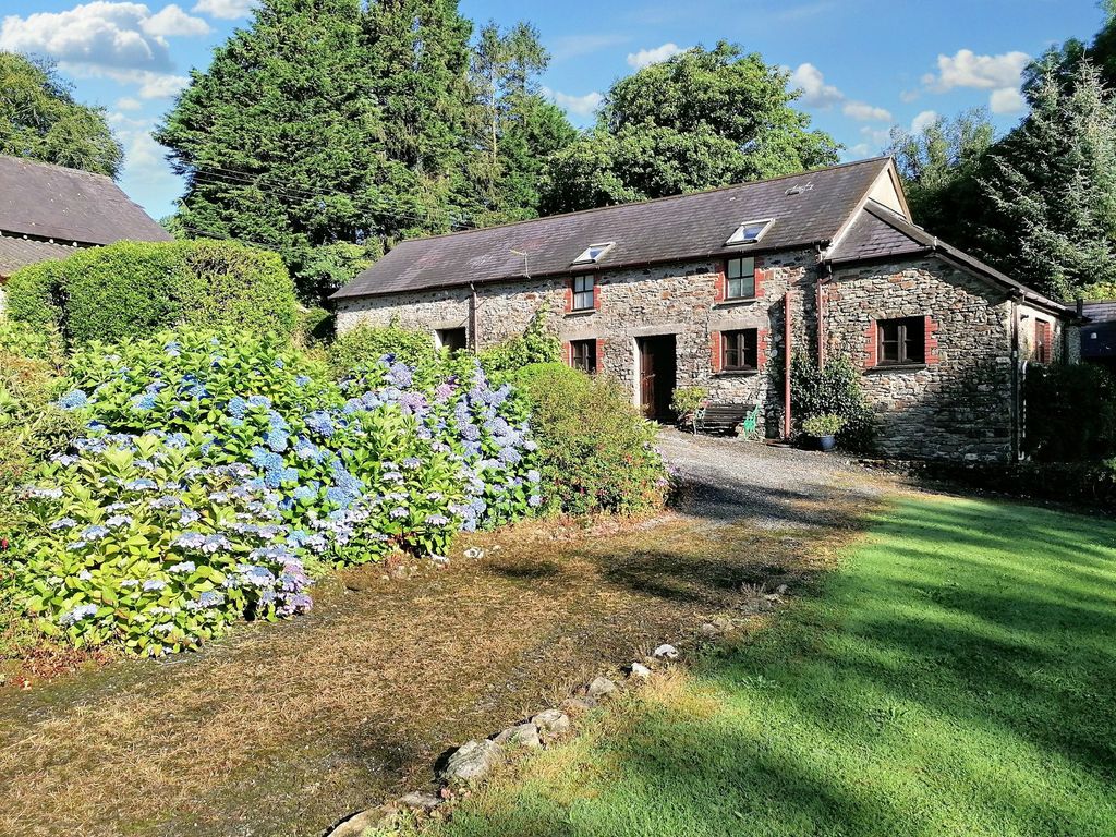 Property photo 1 of 38