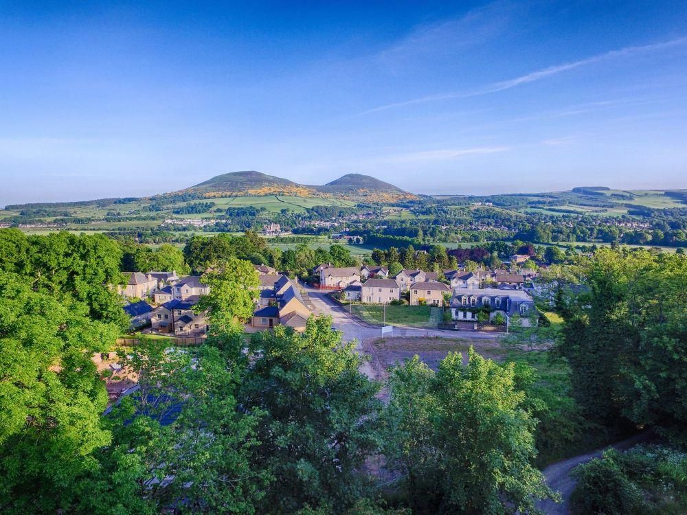 Property photo 2 of 50 Tweedrig-1471363793-8.Jpg