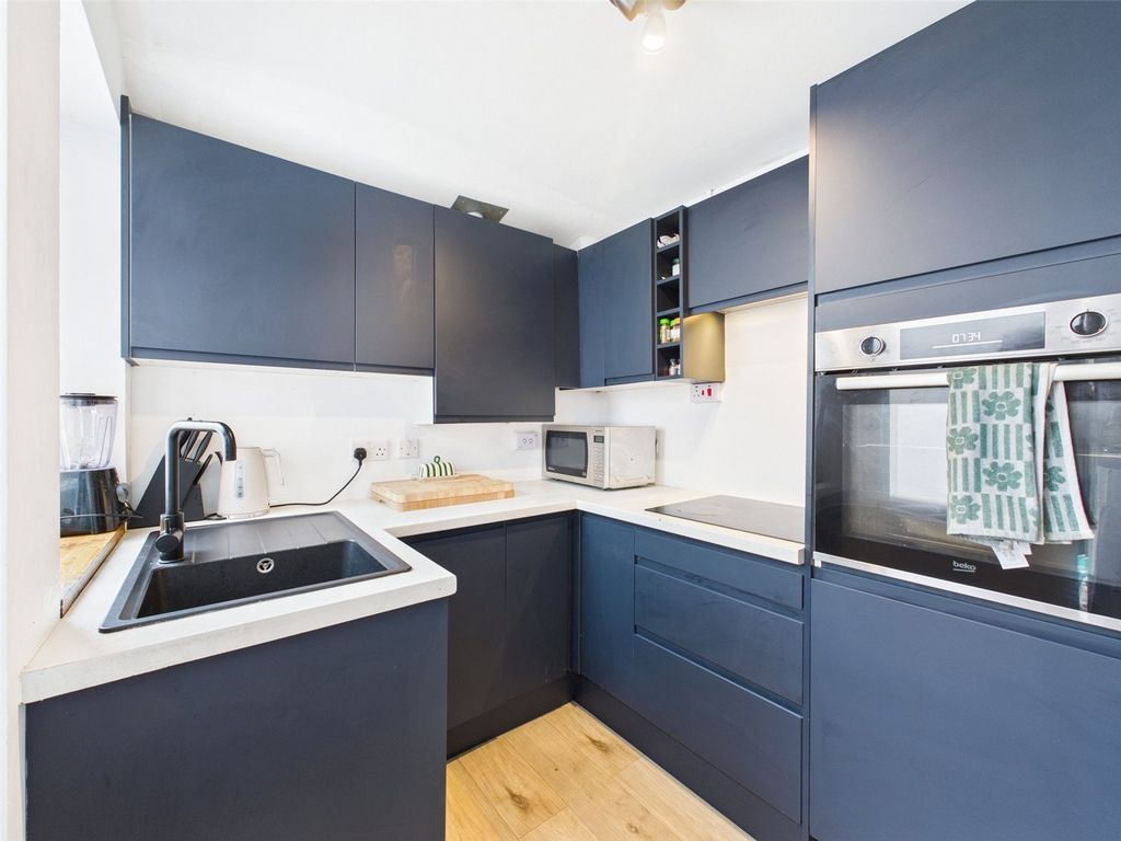 Property photo 2 of 13 Picture No. 19