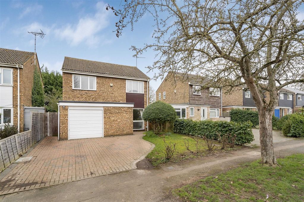 Property photo 1 of 18 8_74018.Jpg