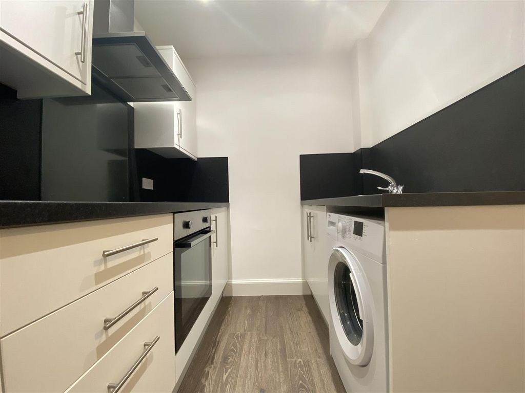 Property photo 3 of 10 3.Jpg