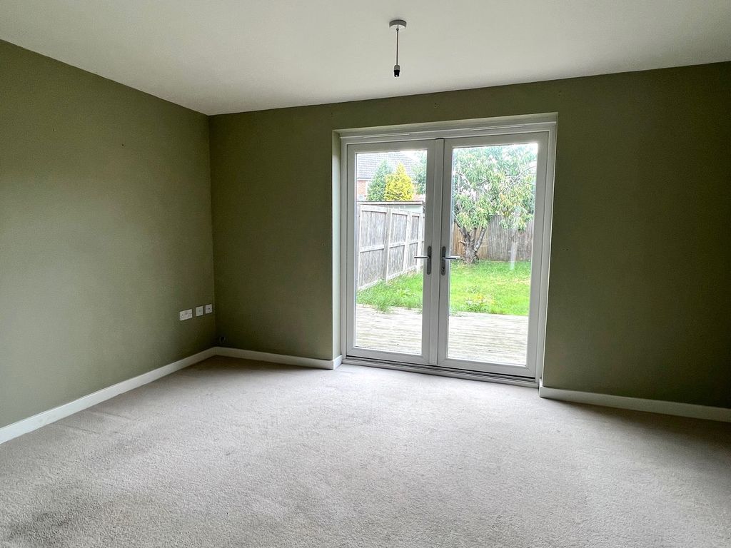 Property photo 3 of 8 Image