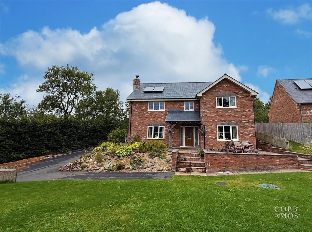 Property photo 1 of 37 Bluebell.Jpg