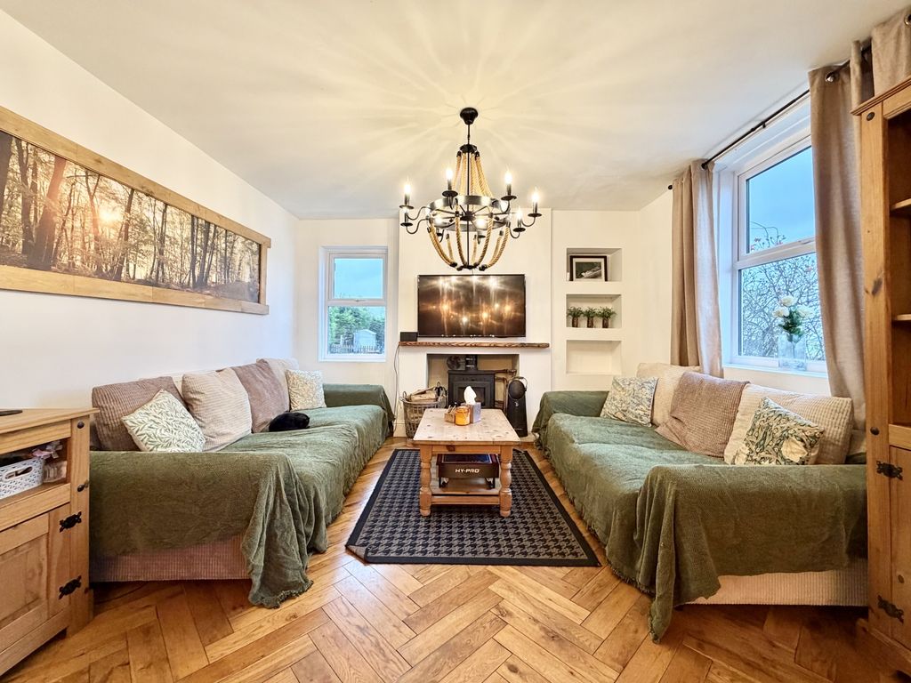 Property photo 2 of 32 2