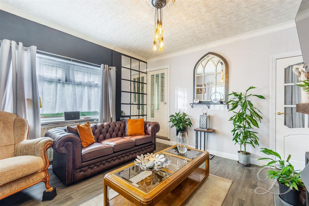 Property photo 3 of 19 Ccltd8.Jpg