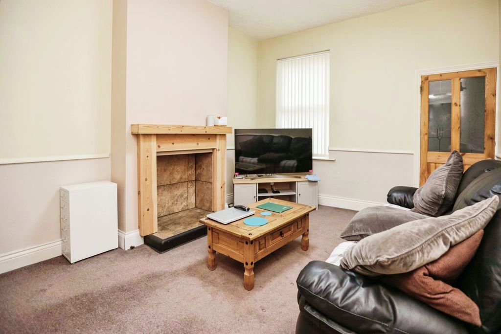 Property photo 2 of 13 Photography